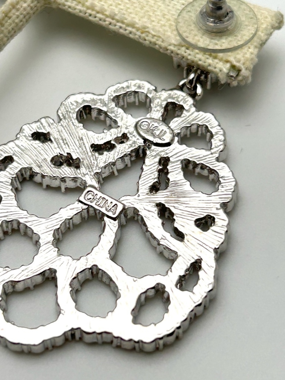 Kenneth Jay Lane KJL Pave Lacy Crystal Chandelier Earrings - Picture 6 of 6